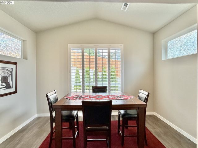 5218 Ne 43RD Cir, Vancouver, WA 98661