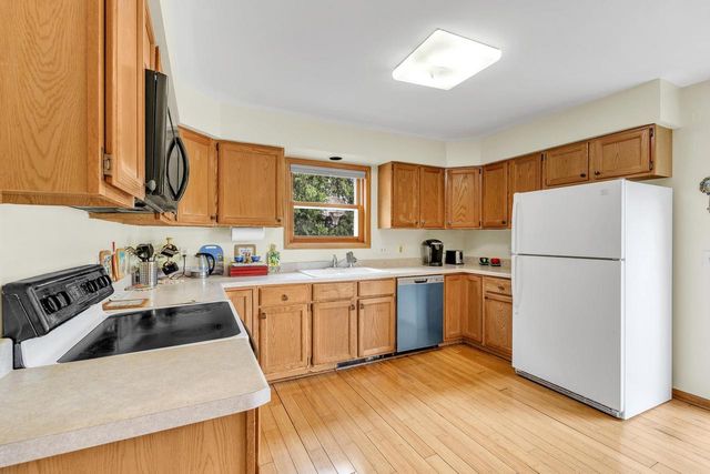 2941 Maple Run Drive, Madison, WI 53719