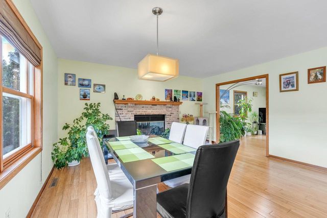 2941 Maple Run Drive, Madison, WI 53719