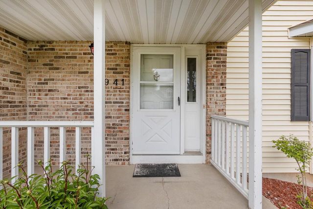 2941 Maple Run Drive, Madison, WI 53719