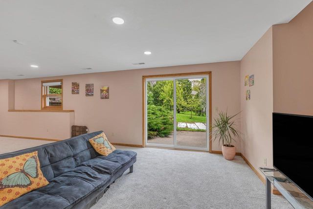 2941 Maple Run Drive, Madison, WI 53719