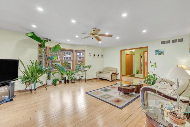 2941 Maple Run Drive, Madison, WI 53719