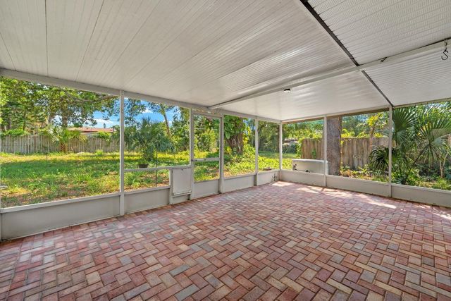 2238 CALEXICO WAY S, St Petersburg, FL 33712