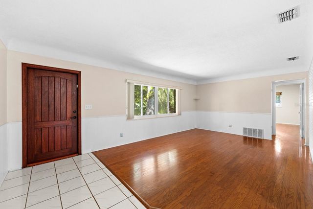 2238 CALEXICO WAY S, St Petersburg, FL 33712