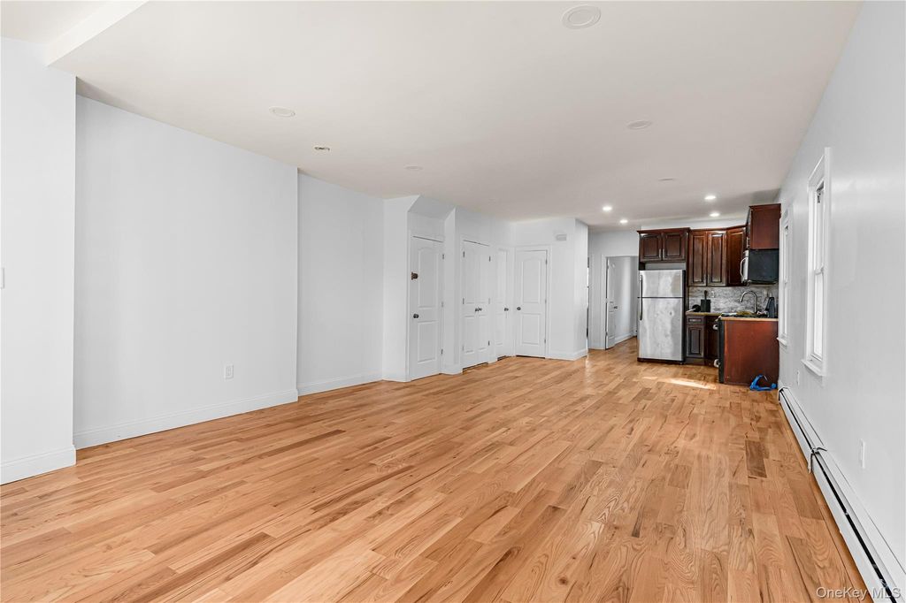 11570 Newburgh Street, Jamaica, NY 11412 — photo 4