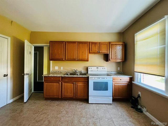 11744 Cascade Street, Detroit, MI 48204