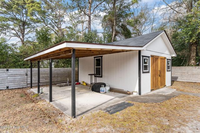 113 Wellington Drive, Wilmington, NC 28411