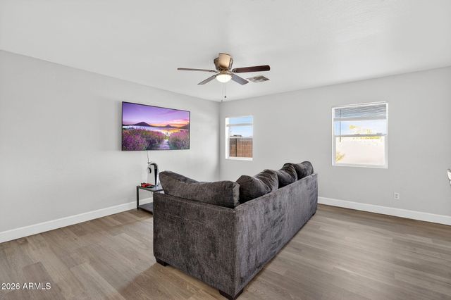 4610 E SUPERIOR Road, San Tan Valley, AZ 85143