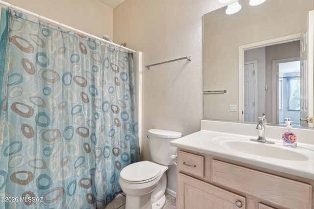 7995 W Morning Light Way, Tucson, AZ 85743