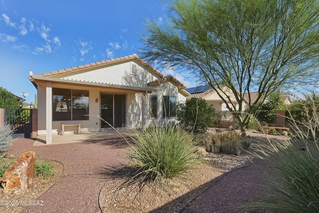 7995 W Morning Light Way, Tucson, AZ 85743