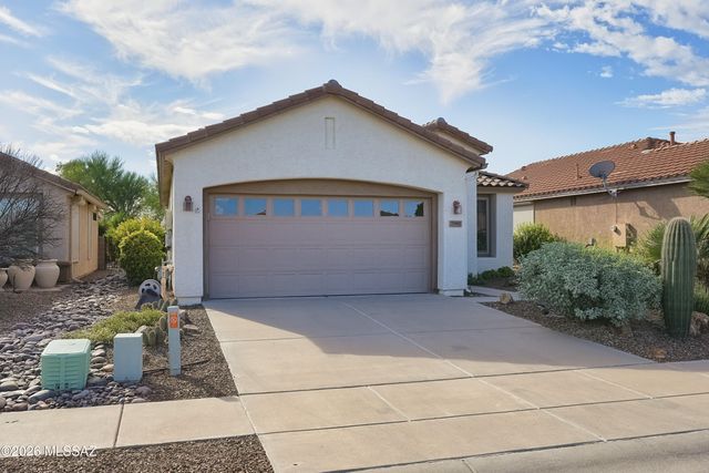 7995 W Morning Light Way, Tucson, AZ 85743