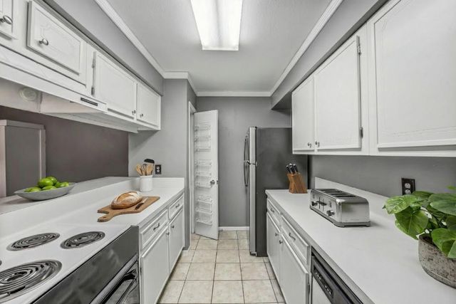 3131 Cummins Street 31, Houston, TX 77027