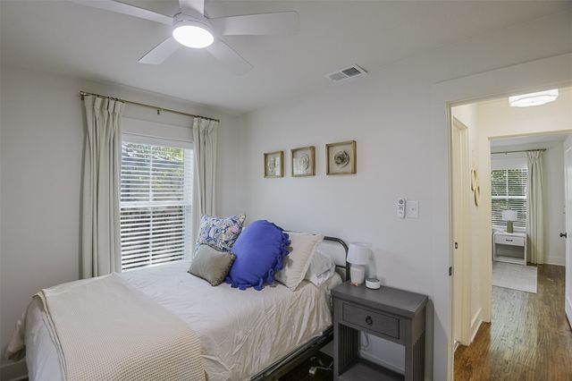 313 Highland Avenue, Waxahachie, TX 75165