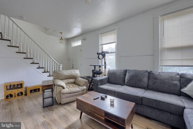 631 S QUEEN ST, Lancaster, PA 17603