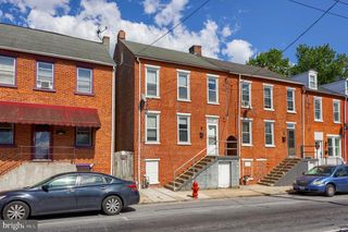 631 S QUEEN ST, Lancaster, PA 17603