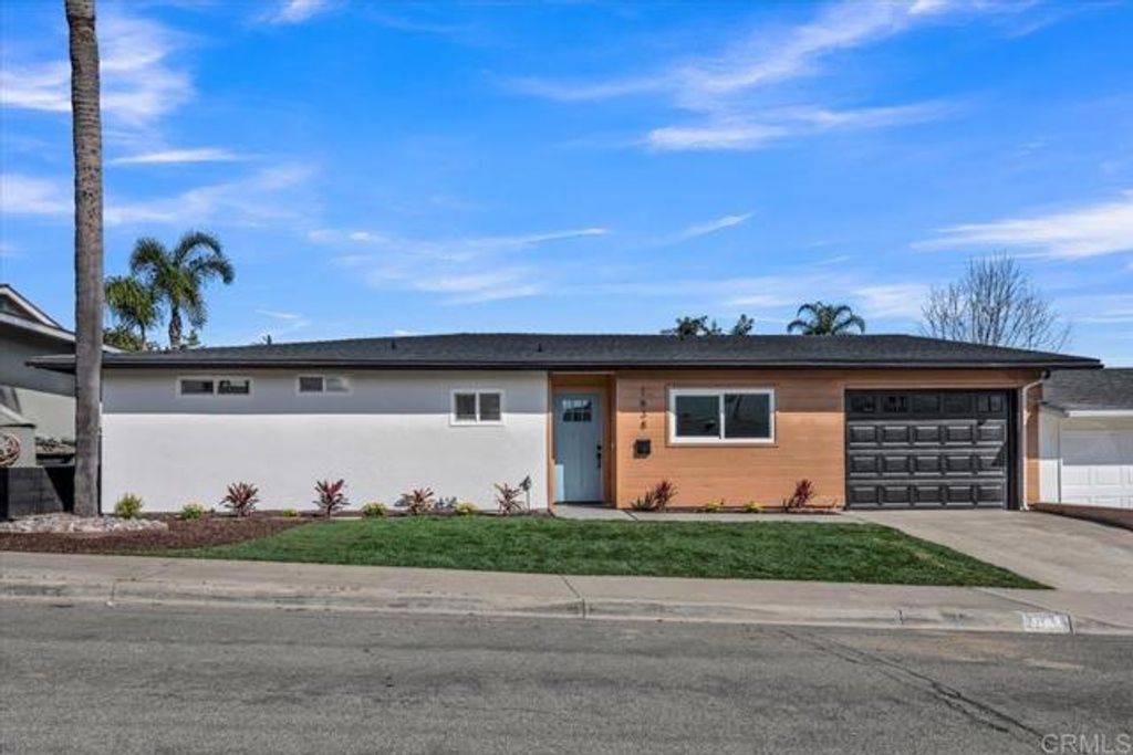 1638 La Tierra Lane, San Marcos, CA 92078