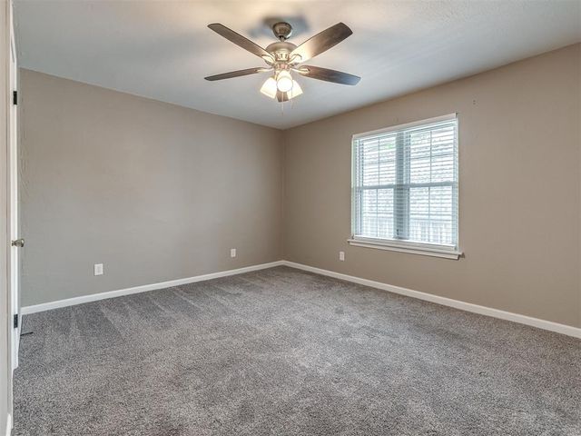 11413 N May Avenue B, Oklahoma City, OK 73120