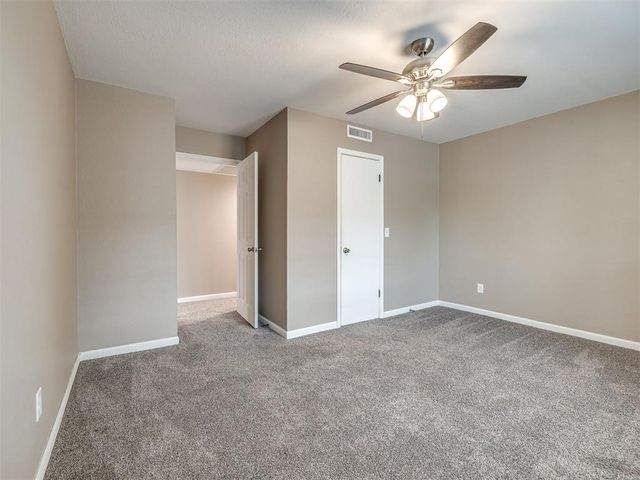 11413 N May Avenue B, Oklahoma City, OK 73120