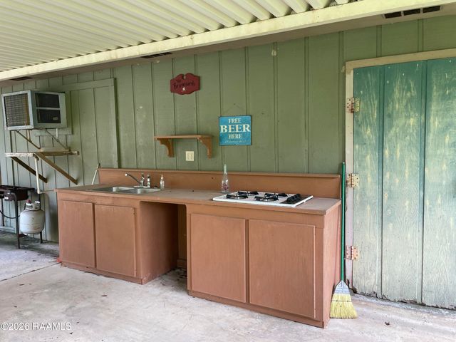 206 Bill Drive, Crowley, LA 70526