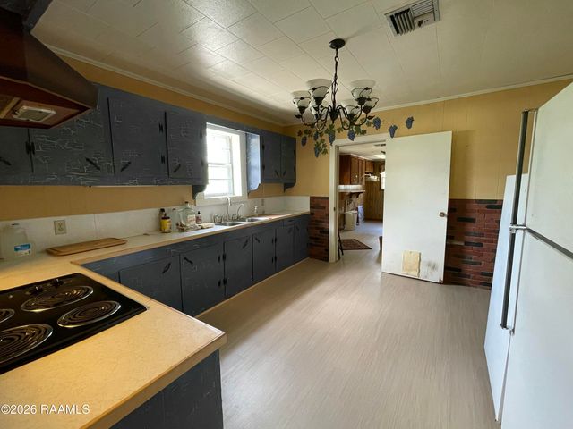 206 Bill Drive, Crowley, LA 70526
