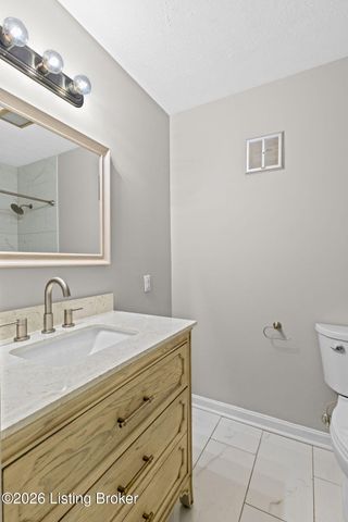 1815 Gardiner Ln APT G64, Louisville, KY 40205