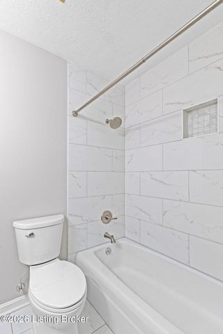 1815 Gardiner Ln APT G64, Louisville, KY 40205