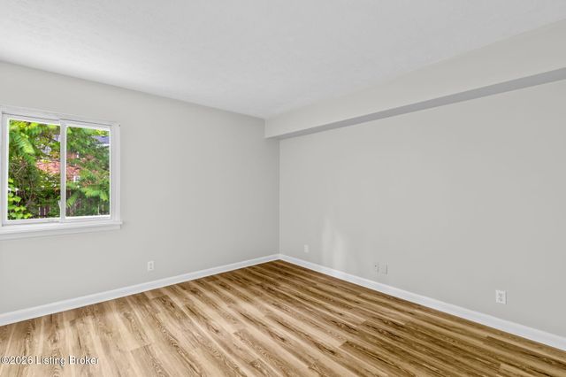 1815 Gardiner Ln APT G64, Louisville, KY 40205