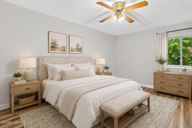 1815 Gardiner Ln APT G64, Louisville, KY 40205