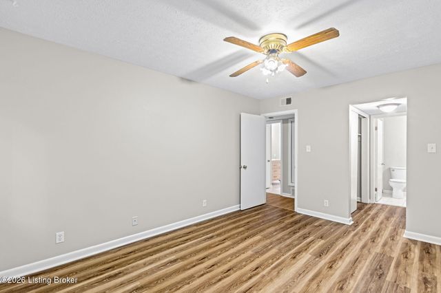 1815 Gardiner Ln APT G64, Louisville, KY 40205