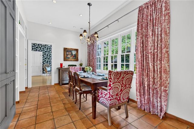 554 E New Salem Common NW, Marietta, GA 30064