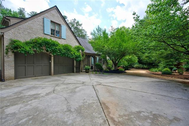 554 E New Salem Common NW, Marietta, GA 30064