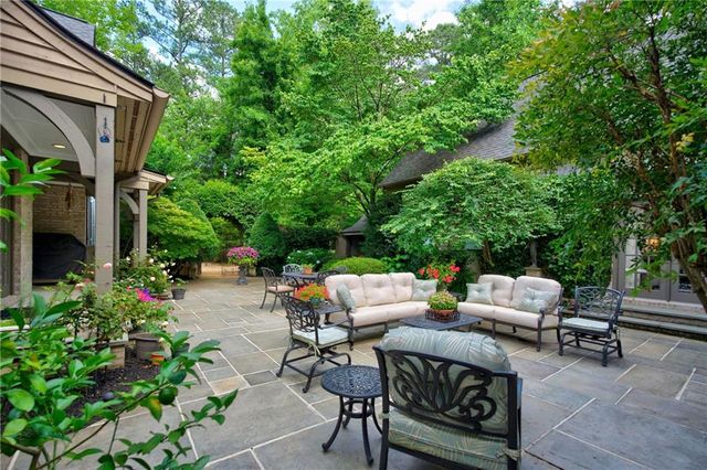 554 E New Salem Common NW, Marietta, GA 30064