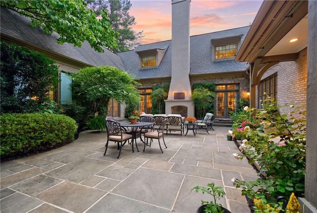 554 E New Salem Common NW, Marietta, GA 30064