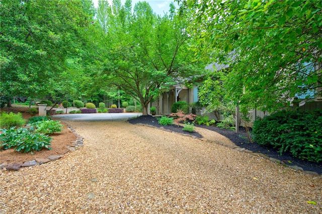 554 E New Salem Common NW, Marietta, GA 30064