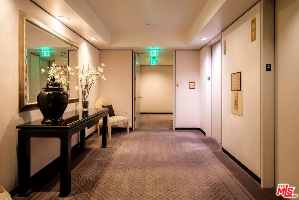 10350 Wilshire Boulevard 404, Los Angeles, CA 90024 — photo 4