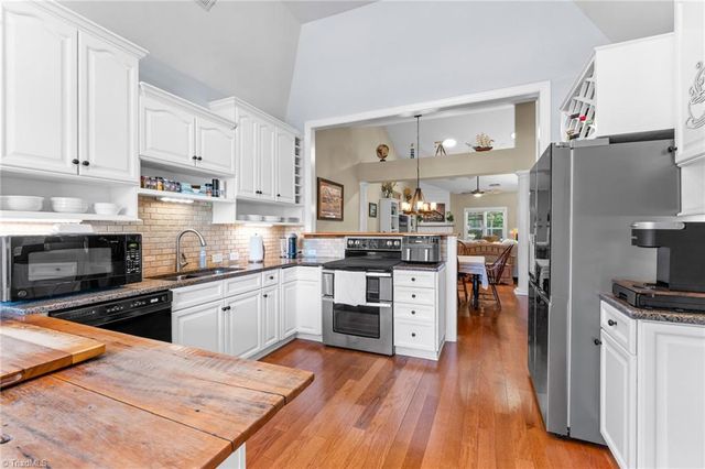 115 Lake Louise Drive, Mocksville, NC 27028