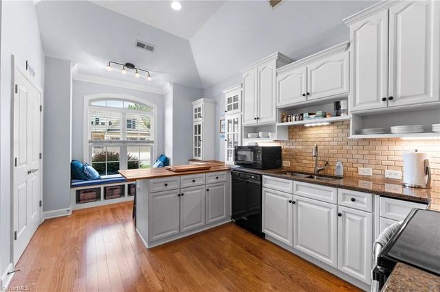 115 Lake Louise Drive, Mocksville, NC 27028