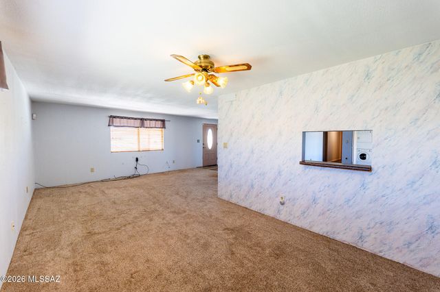 24261 E Shawnee Trail, Benson, AZ 85602