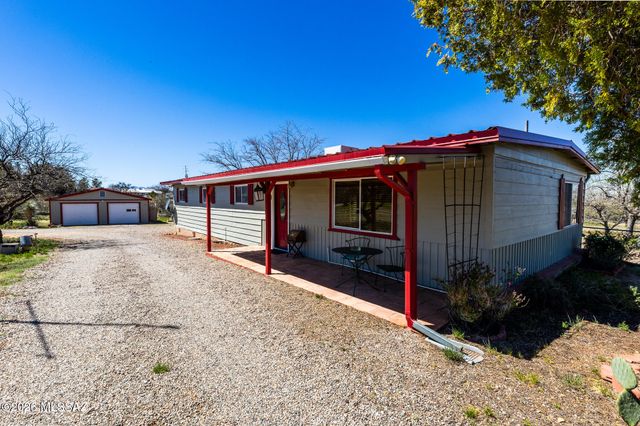 24261 E Shawnee Trail, Benson, AZ 85602