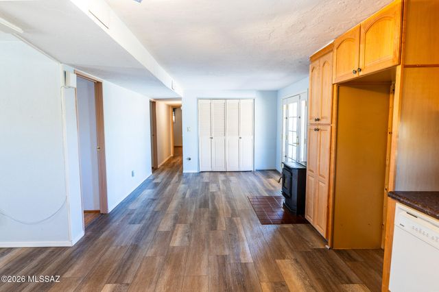 24261 E Shawnee Trail, Benson, AZ 85602