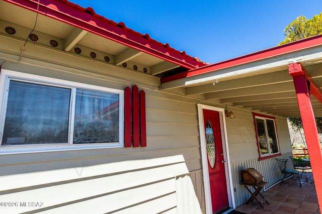24261 E Shawnee Trail, Benson, AZ 85602