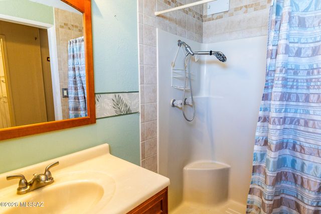 24261 E Shawnee Trail, Benson, AZ 85602