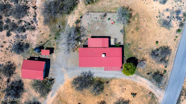 24261 E Shawnee Trail, Benson, AZ 85602