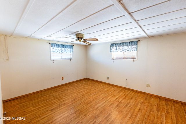 24261 E Shawnee Trail, Benson, AZ 85602