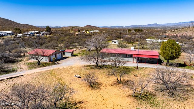 24261 E Shawnee Trail, Benson, AZ 85602