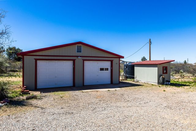 24261 E Shawnee Trail, Benson, AZ 85602