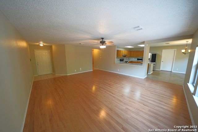 6883 Crested Quail, San Antonio, TX 78250