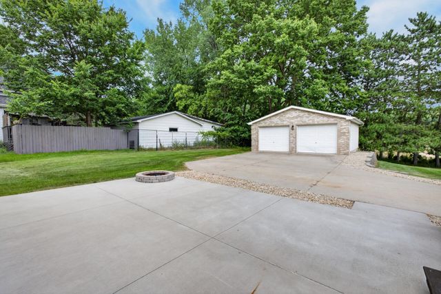 504 4th Avenue S, Princeton, MN 55371