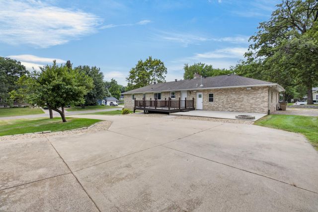 504 4th Avenue S, Princeton, MN 55371