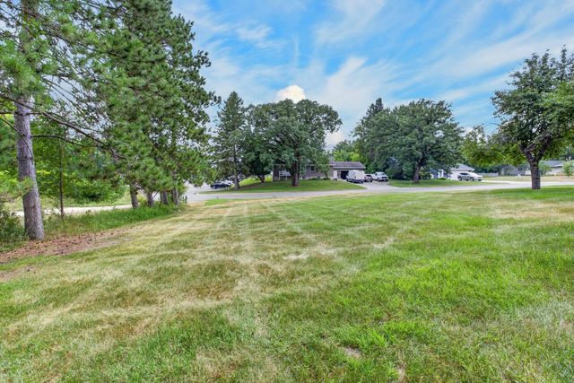 504 4th Avenue S, Princeton, MN 55371